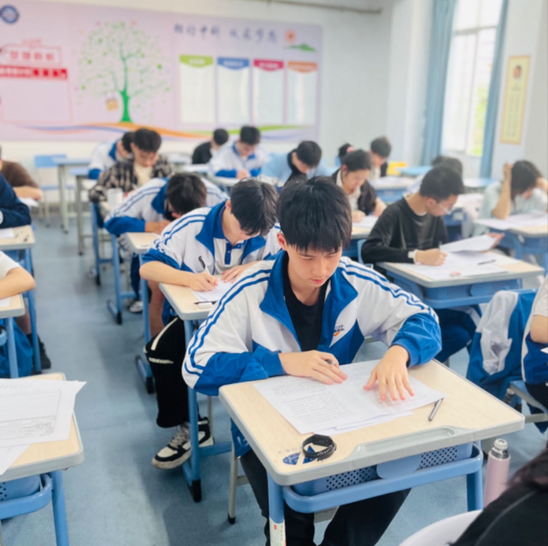 如何选择高考复读学校  商业资讯  第2张