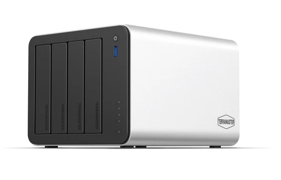 3 M.2+双5G网口，铁威马F4-425 Plus凭实力出圈